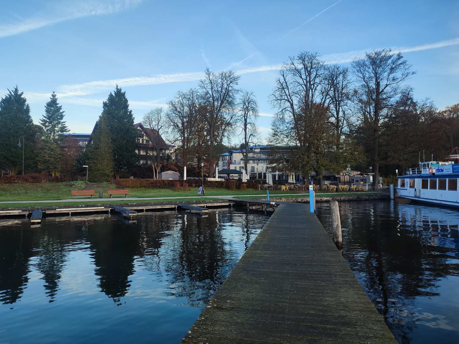 View of Lake Scharmützelsee and the Esplanade Resort & Spa from the lakeside promenade.