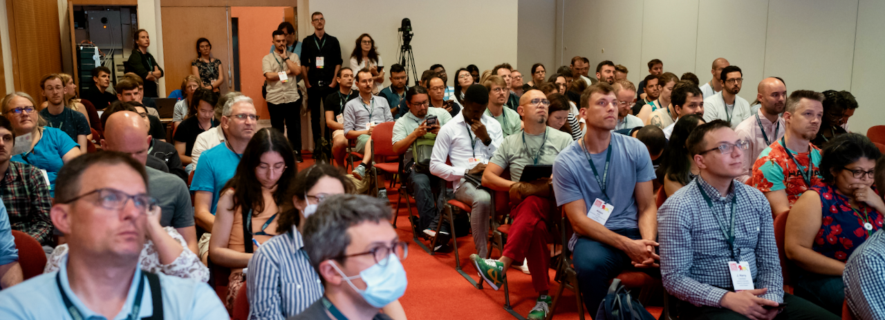 Crowded room in the joint BOSC/Bio-Ontologies session in 2023